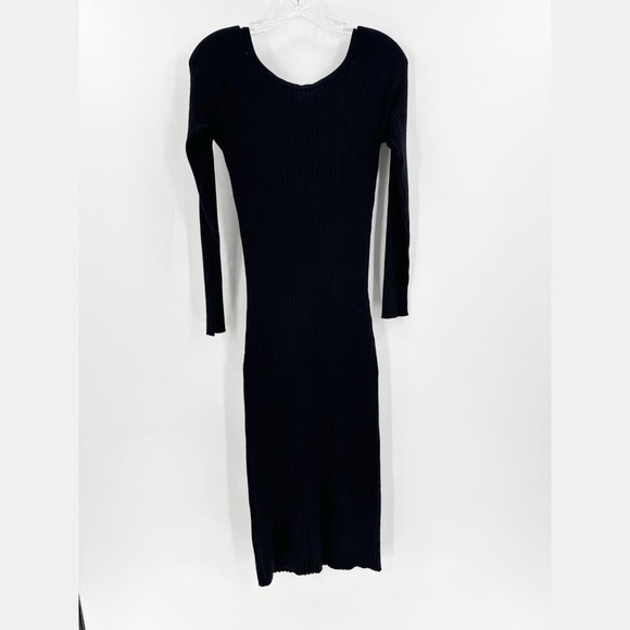 Guess Black V-Neck Long Sleeve Ribbed Knit Bodycon Sweater Dress Size Medium - Picture 2 of 10